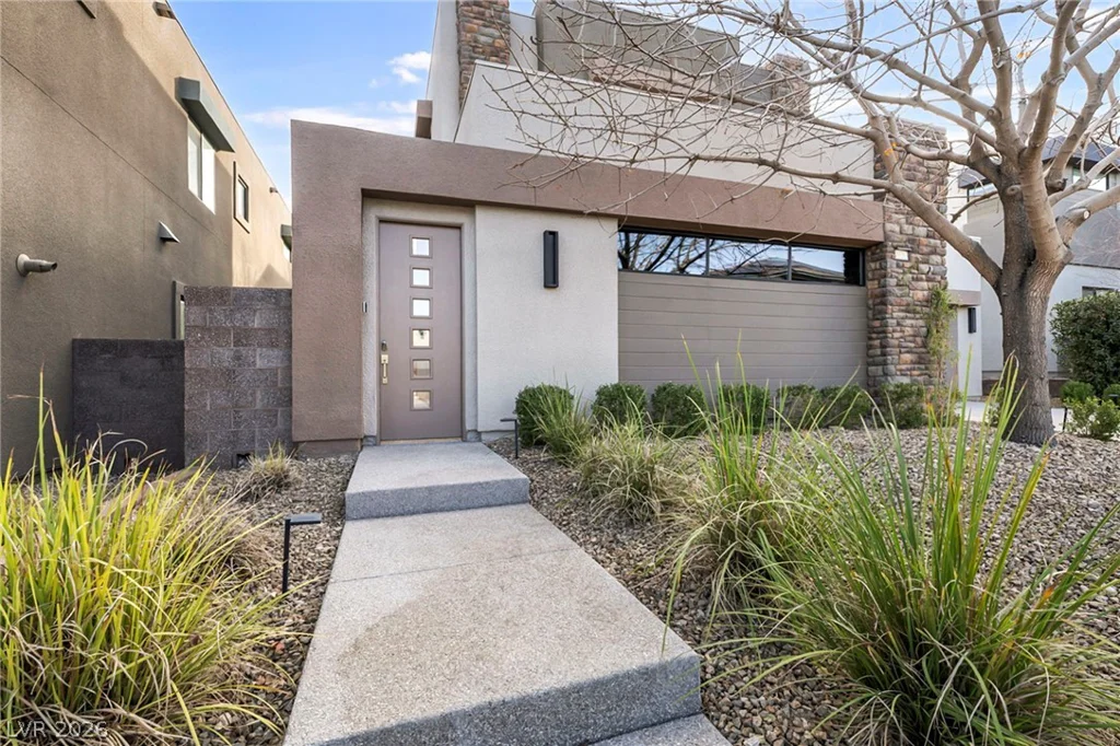 10263 Jade Gardens, Las Vegas, NV 89135