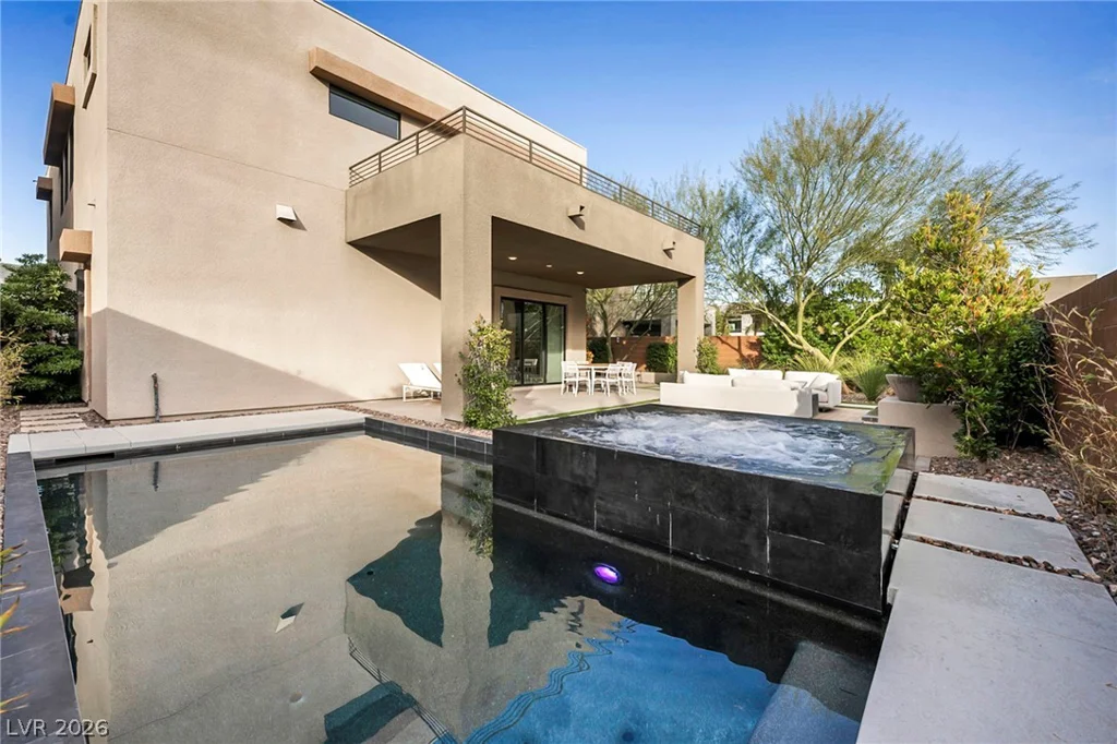 10263 Jade Gardens, Las Vegas, NV 89135