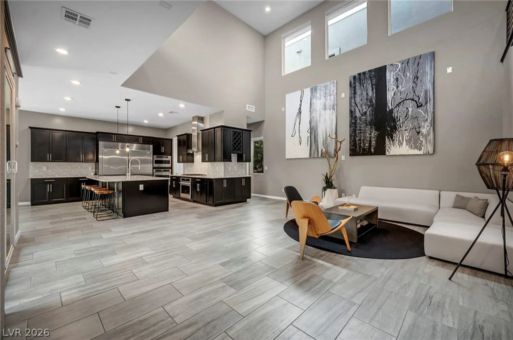 10263 Jade Gardens, Las Vegas, NV 89135