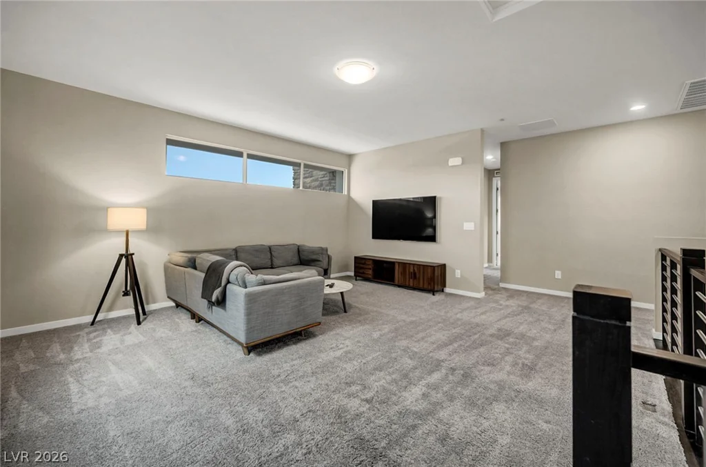 10263 Jade Gardens, Las Vegas, NV 89135