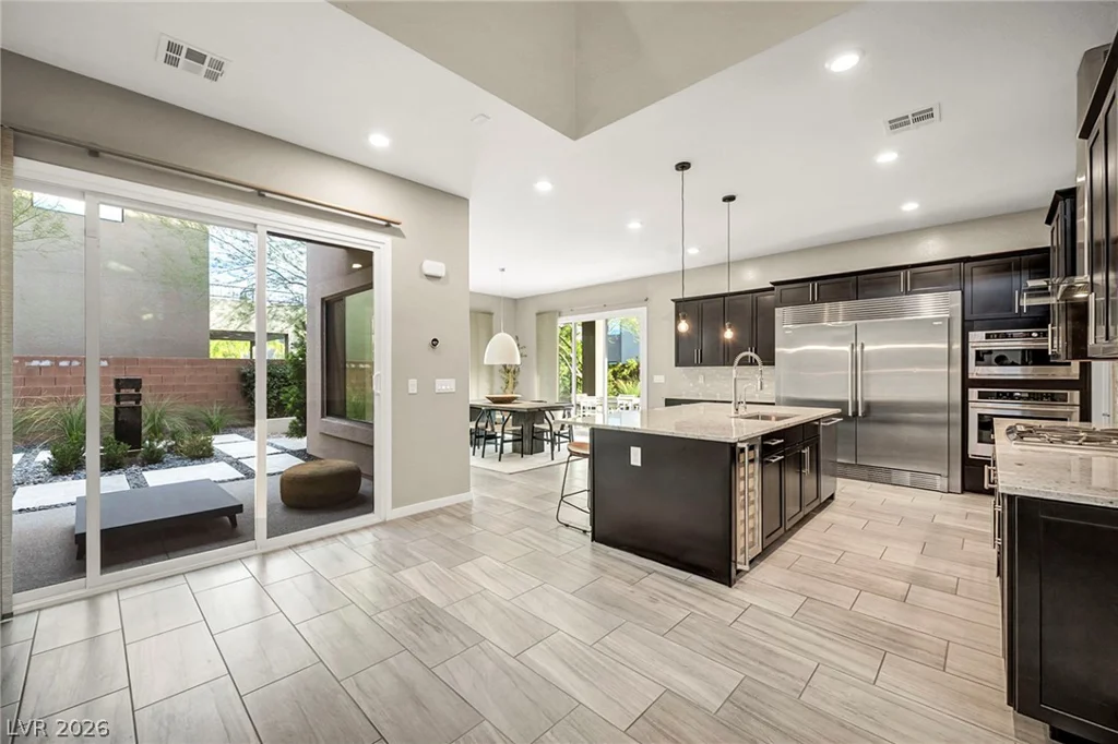 10263 Jade Gardens, Las Vegas, NV 89135