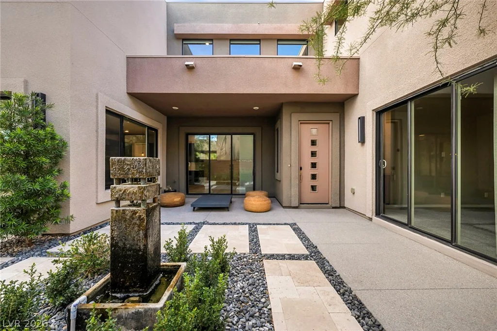 10263 Jade Gardens, Las Vegas, NV 89135