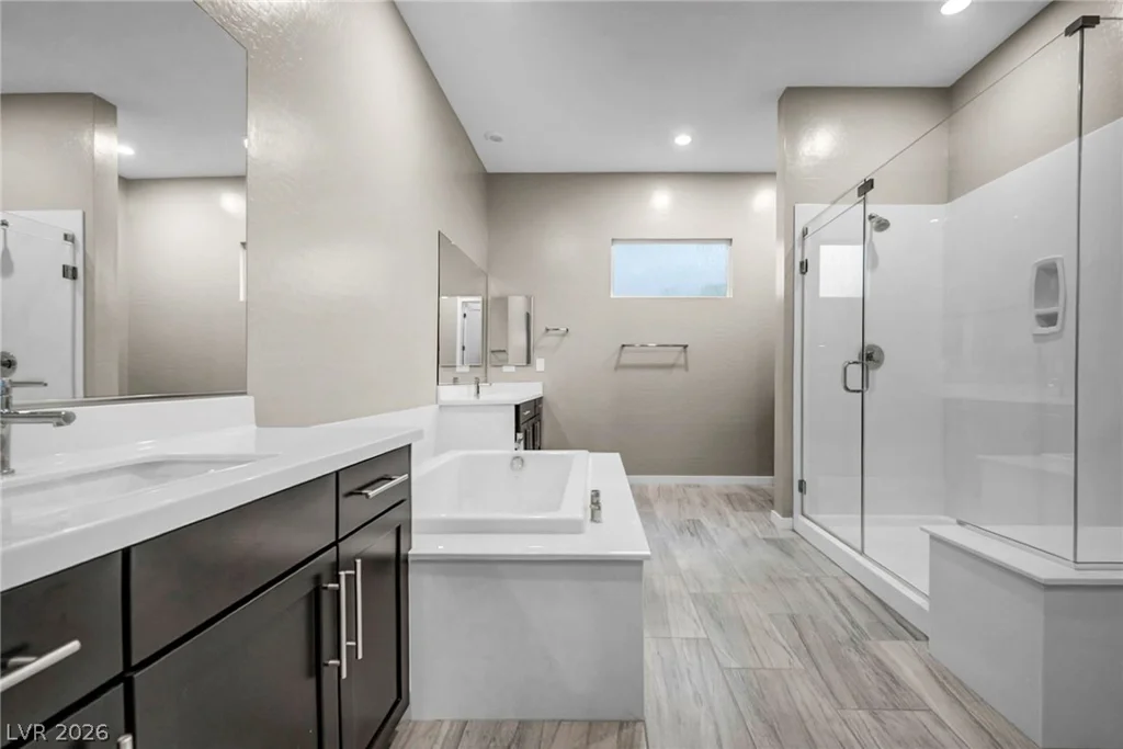 10263 Jade Gardens, Las Vegas, NV 89135