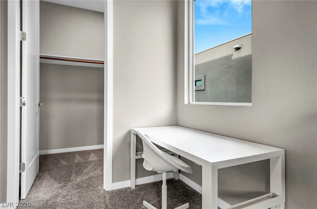 10263 Jade Gardens, Las Vegas, NV 89135