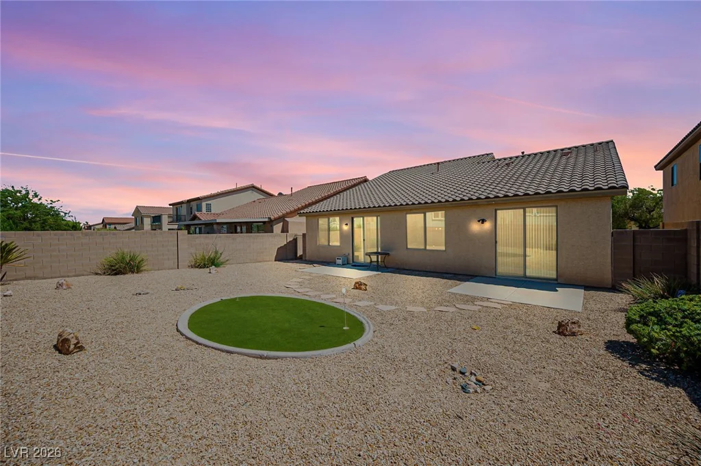 7532 Coyote Cave, Las Vegas, NV 89113