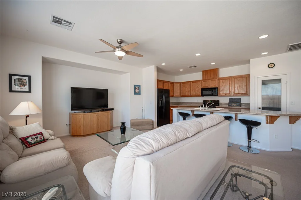 7532 Coyote Cave, Las Vegas, NV 89113