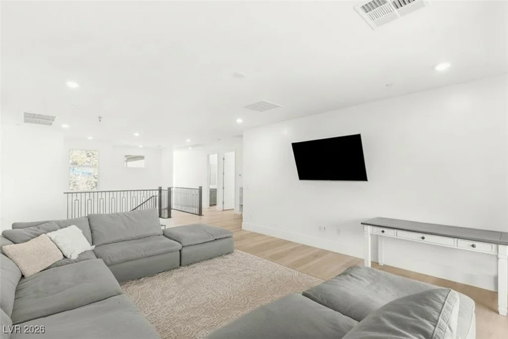 342 Kandinsky, Henderson, NV 89012