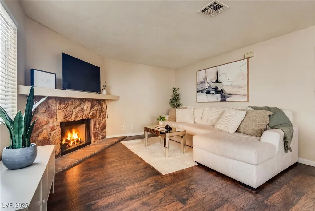 904 Boulder Springs, Las Vegas, NV 89128