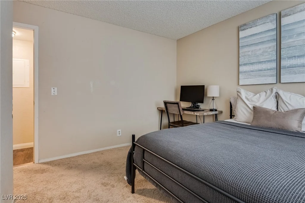 904 Boulder Springs, Las Vegas, NV 89128