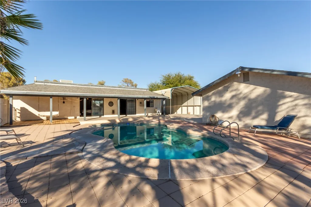 5905 Paseo Montana, Las Vegas, NV 89108