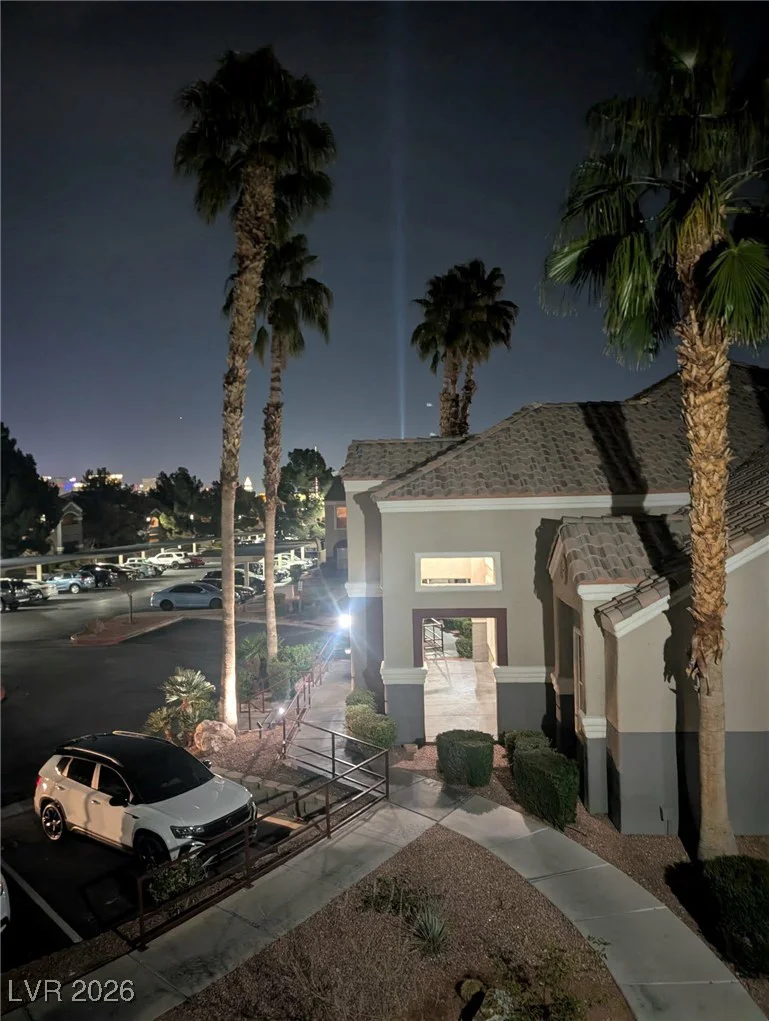 5055 Hacienda, Las Vegas, NV 89118