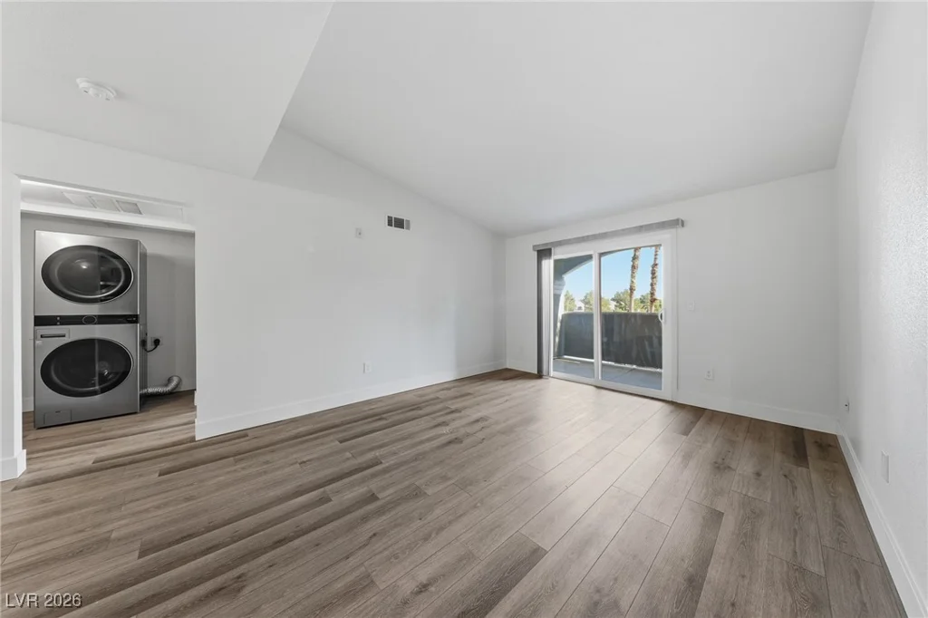 5055 Hacienda, Las Vegas, NV 89118