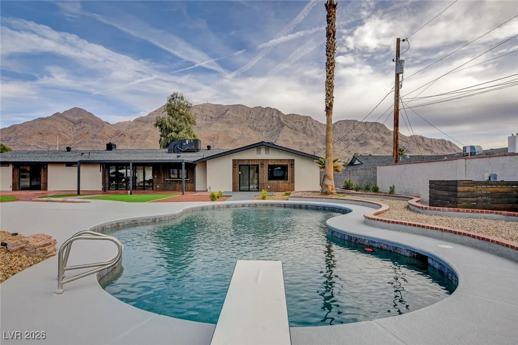 723 Spanish, Las Vegas, NV 89110