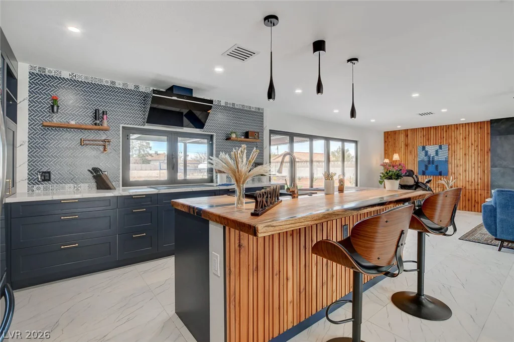 723 Spanish, Las Vegas, NV 89110