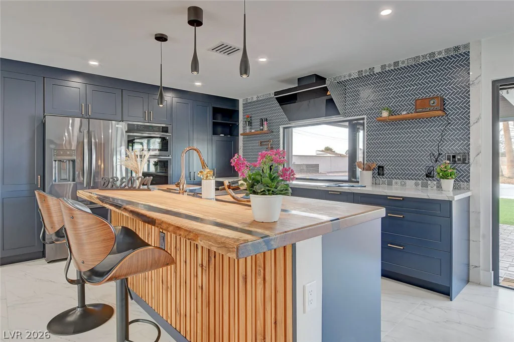 723 Spanish, Las Vegas, NV 89110