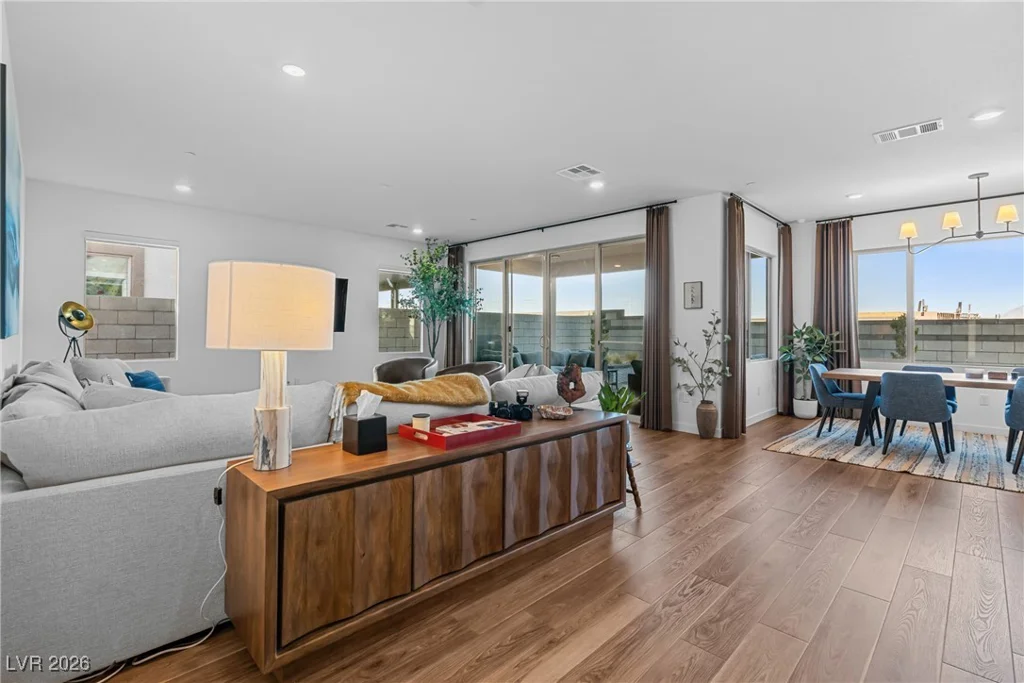 10416 Smokey Mariposa, Las Vegas, NV 89166