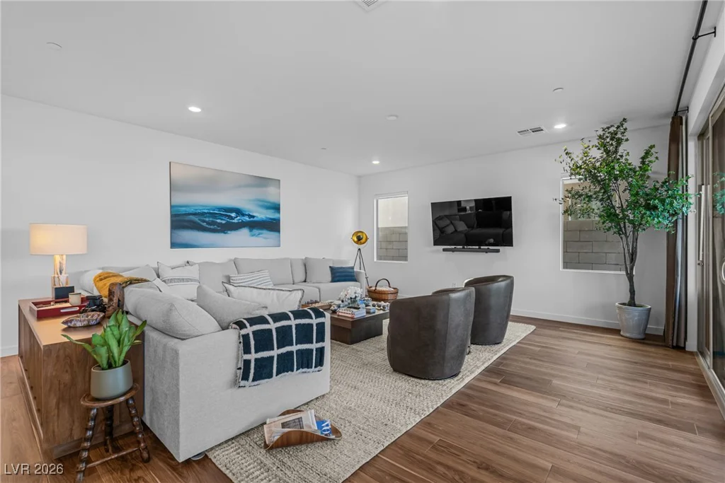 10416 Smokey Mariposa, Las Vegas, NV 89166