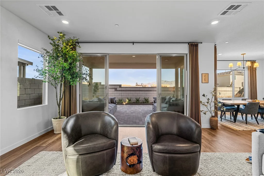 10416 Smokey Mariposa, Las Vegas, NV 89166