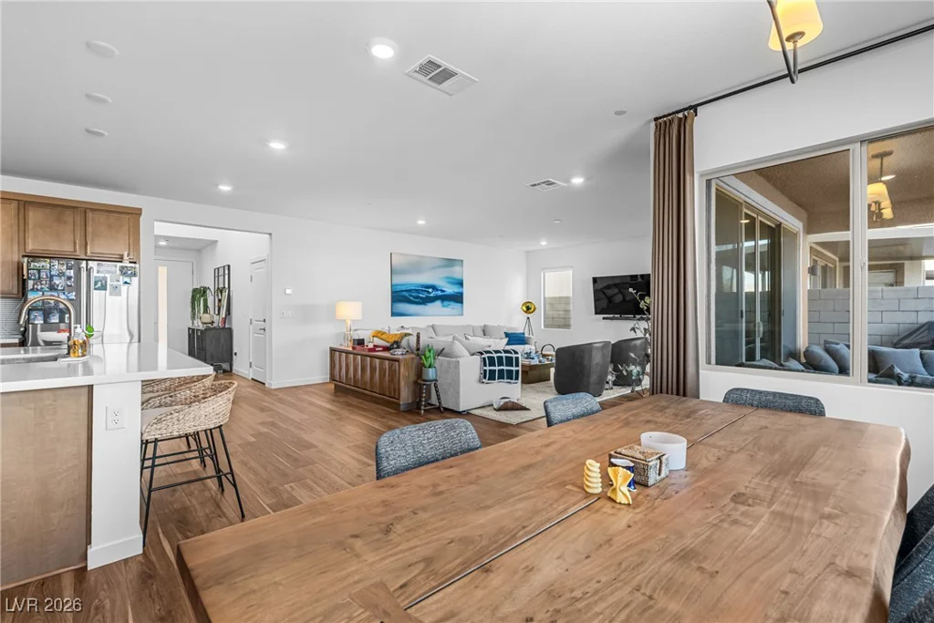 10416 Smokey Mariposa, Las Vegas, NV 89166