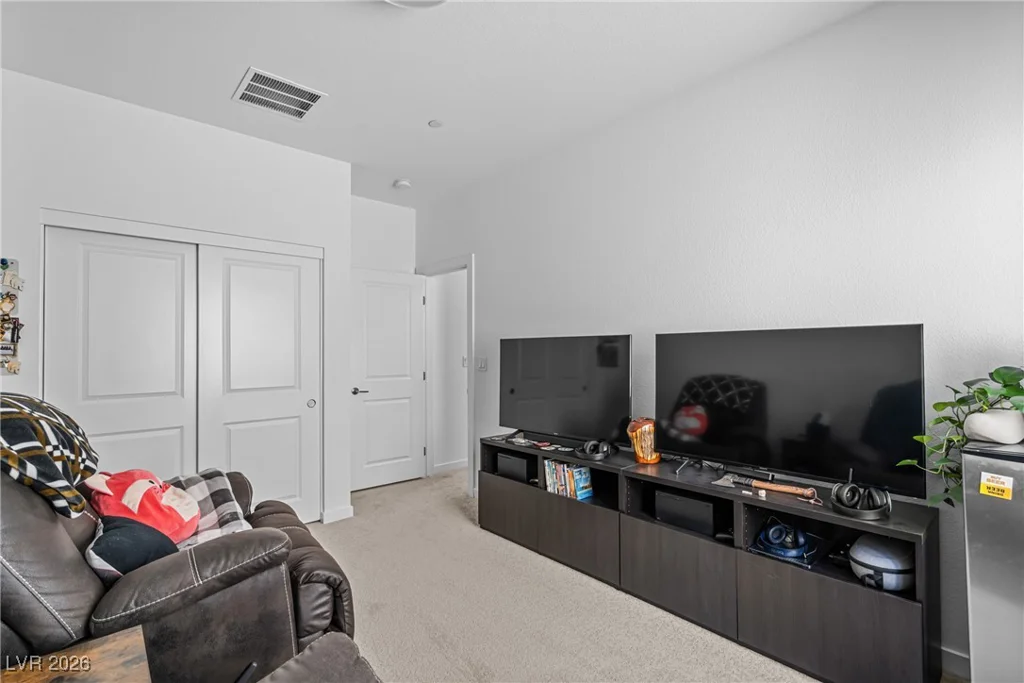 10416 Smokey Mariposa, Las Vegas, NV 89166