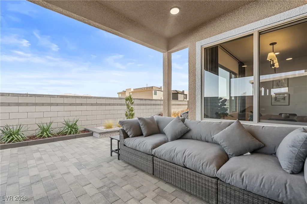 10416 Smokey Mariposa, Las Vegas, NV 89166