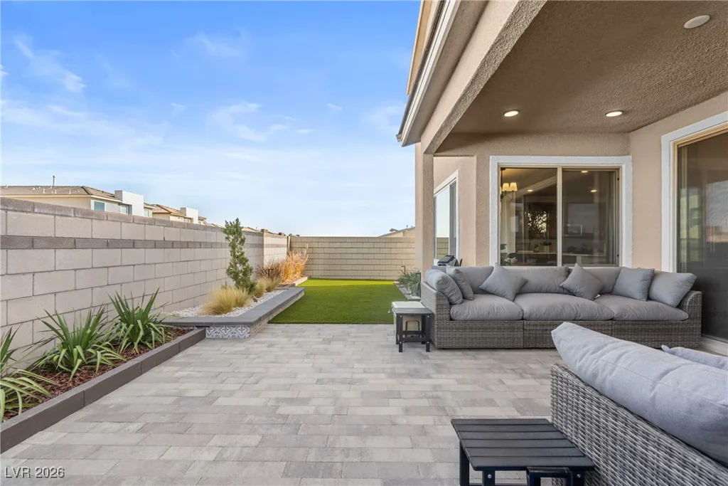 10416 Smokey Mariposa, Las Vegas, NV 89166