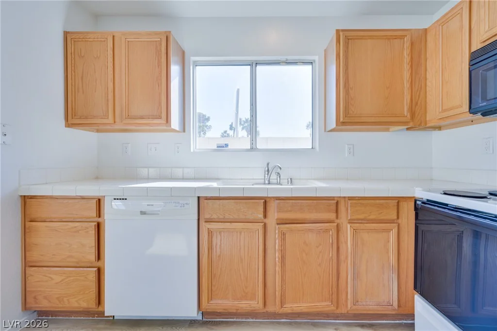3894 Flickering Star, Las Vegas, NV 89103