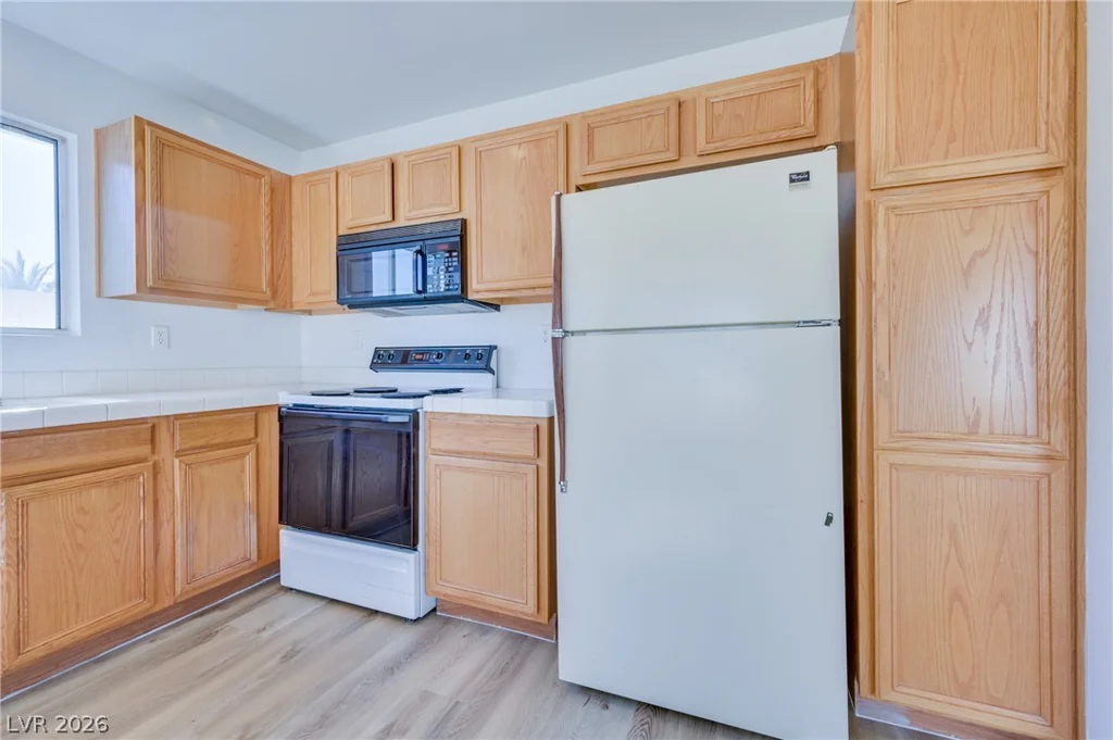 3894 Flickering Star, Las Vegas, NV 89103