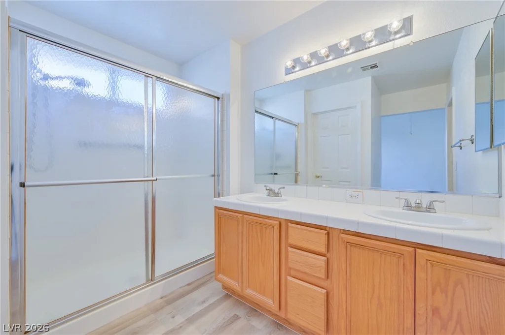 3894 Flickering Star, Las Vegas, NV 89103