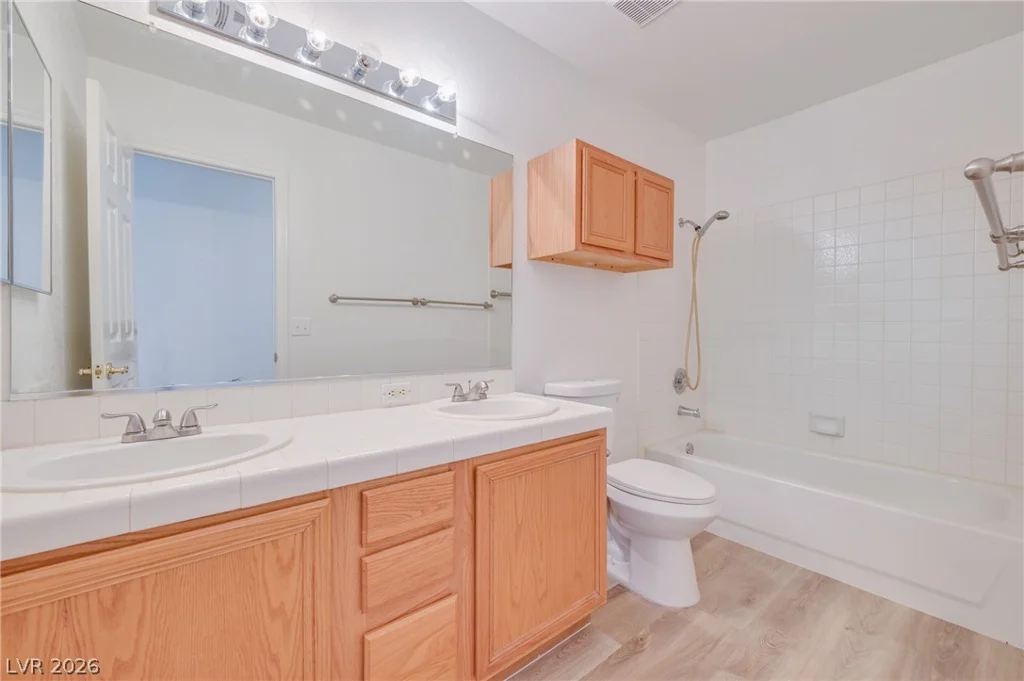 3894 Flickering Star, Las Vegas, NV 89103
