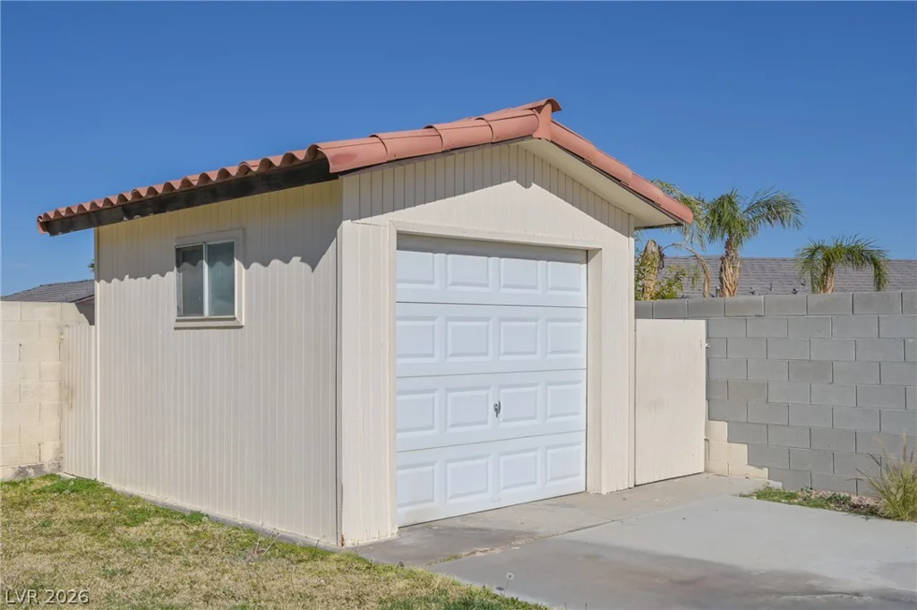 3894 Flickering Star, Las Vegas, NV 89103