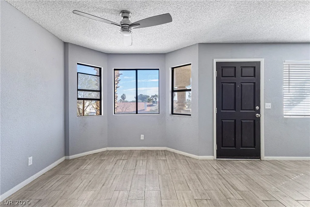 1113 Sulphur Springs, Las Vegas, NV 89128