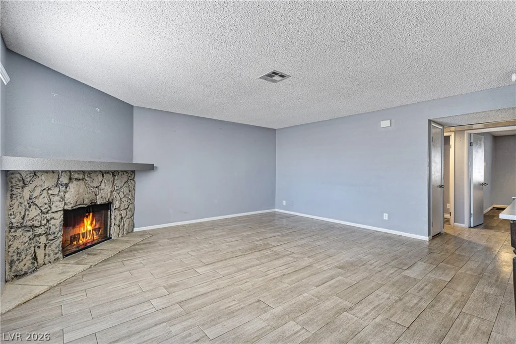 1113 Sulphur Springs, Las Vegas, NV 89128