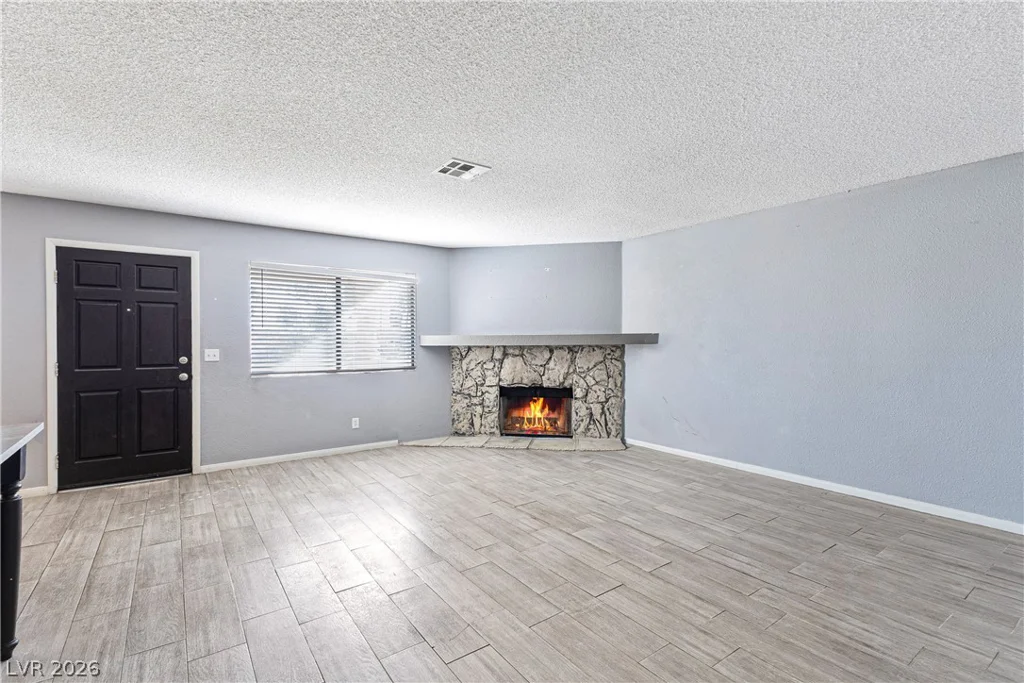 1113 Sulphur Springs, Las Vegas, NV 89128