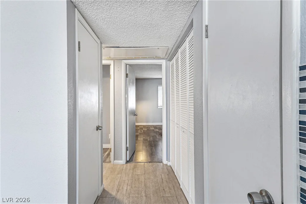 1113 Sulphur Springs, Las Vegas, NV 89128