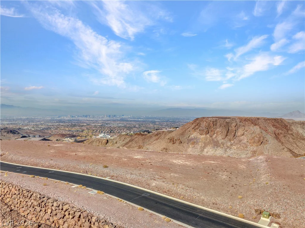 42 Cloudrock, Henderson, NV 89012