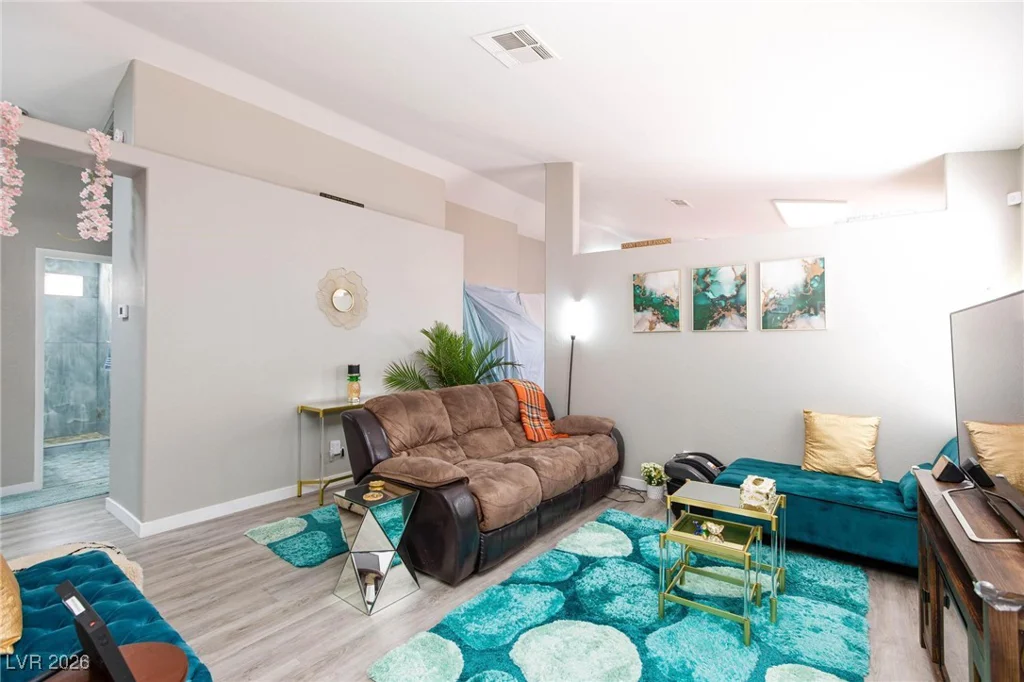5438 Beaverhead, Las Vegas, NV 89120
