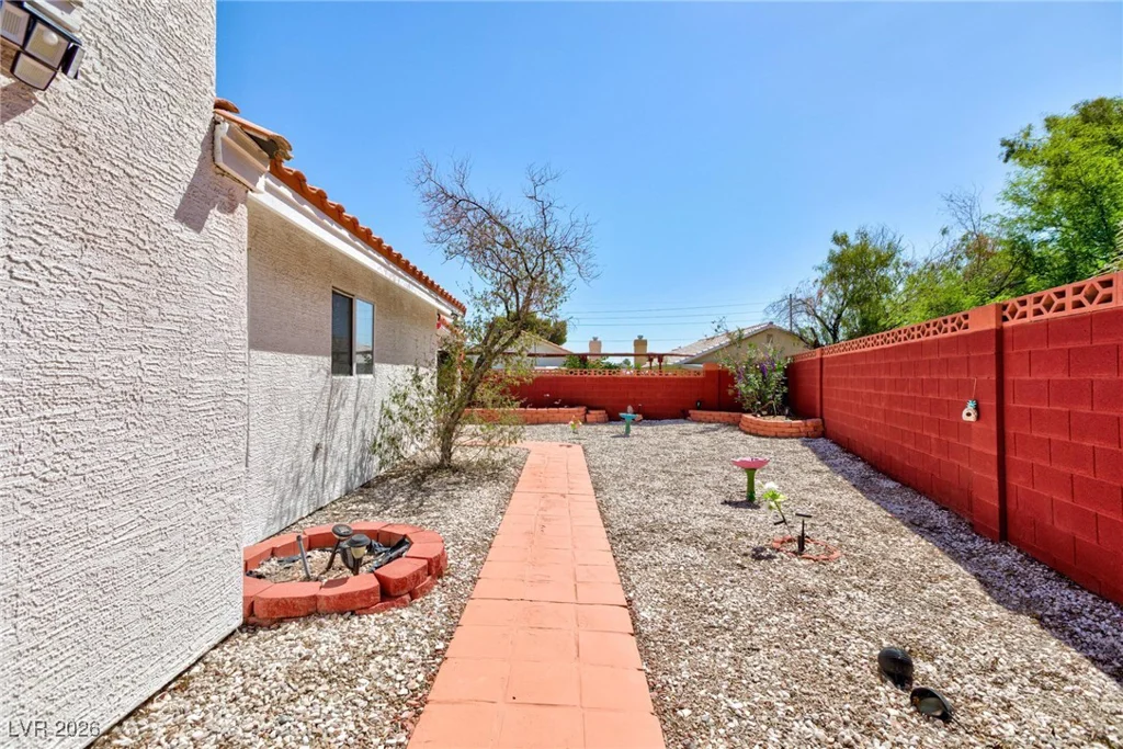 5438 Beaverhead, Las Vegas, NV 89120