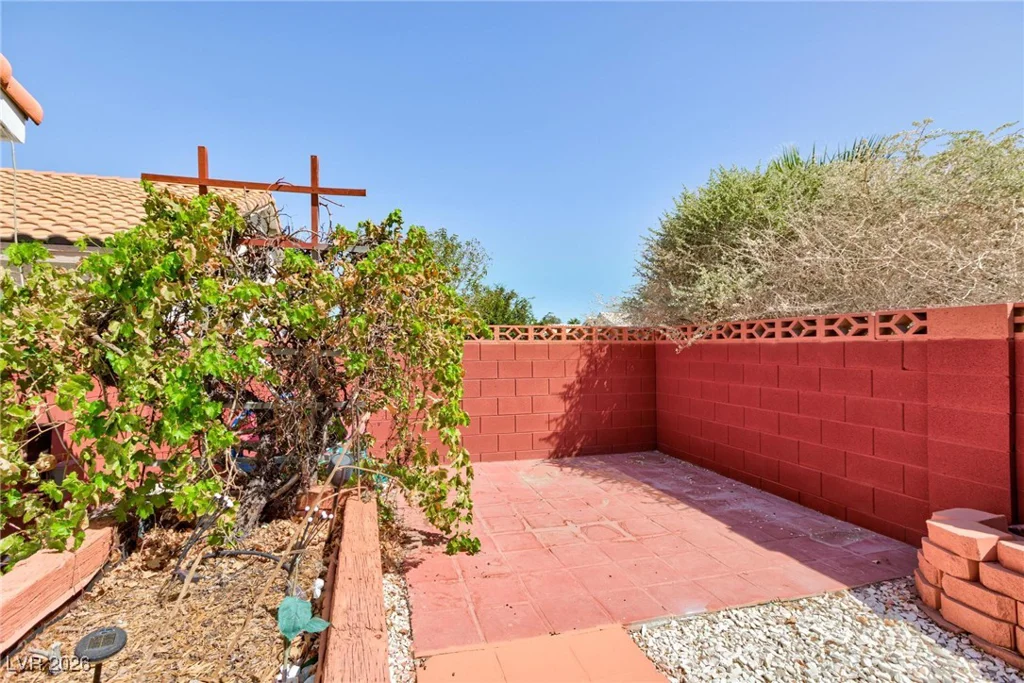 5438 Beaverhead, Las Vegas, NV 89120