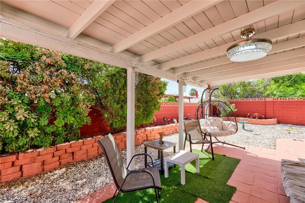 5438 Beaverhead, Las Vegas, NV 89120