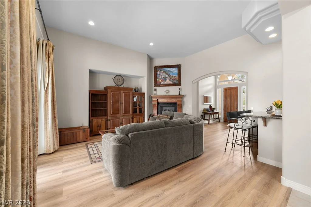44 Caminito Amore, Henderson, NV 89011