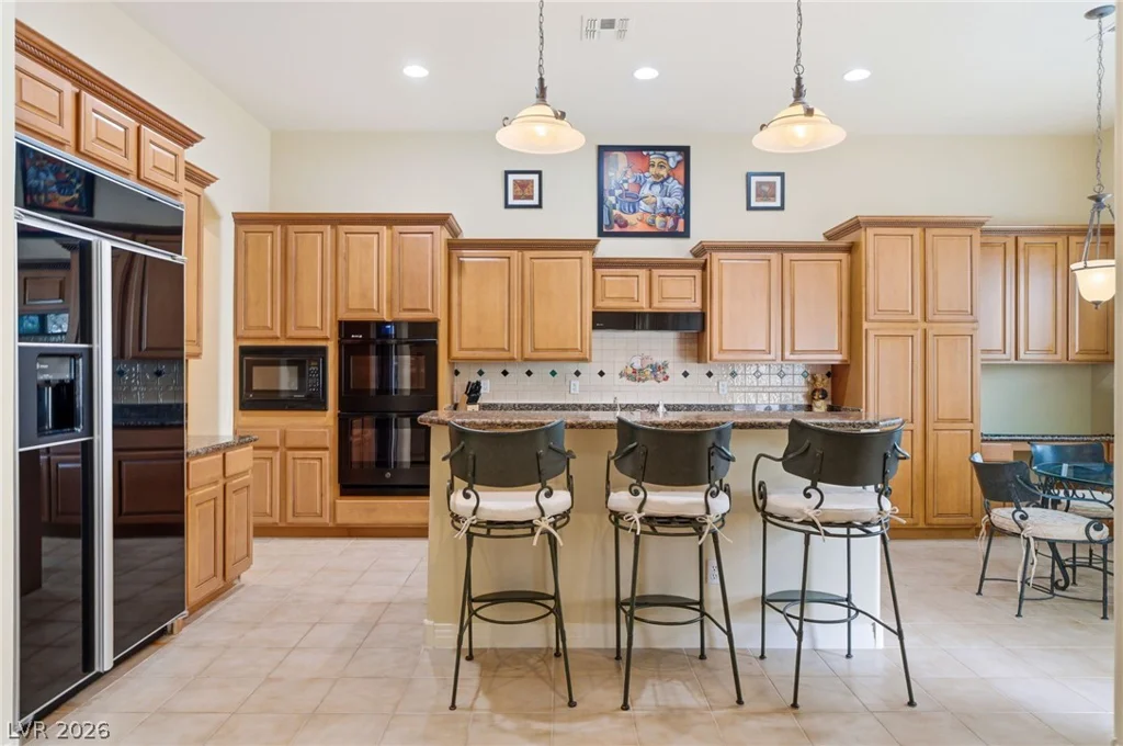 44 Caminito Amore, Henderson, NV 89011