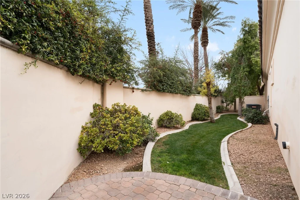 44 Caminito Amore, Henderson, NV 89011