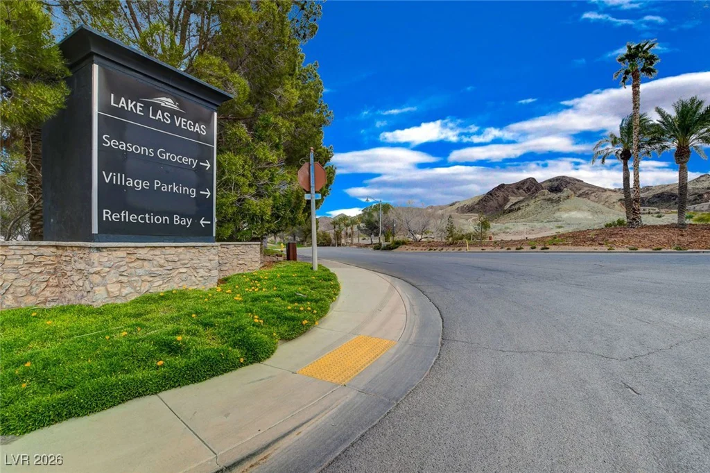 44 Caminito Amore, Henderson, NV 89011