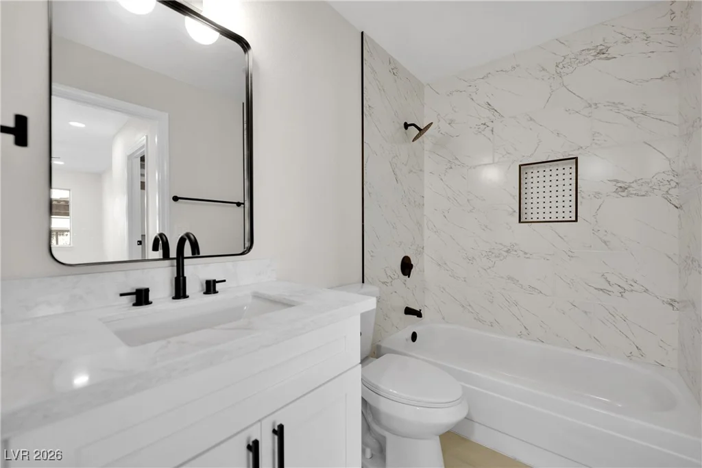 5841 Medallion, Las Vegas, NV 89122