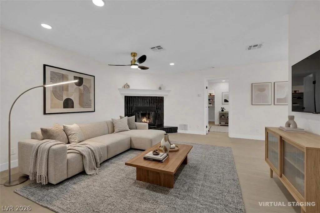5841 Medallion, Las Vegas, NV 89122