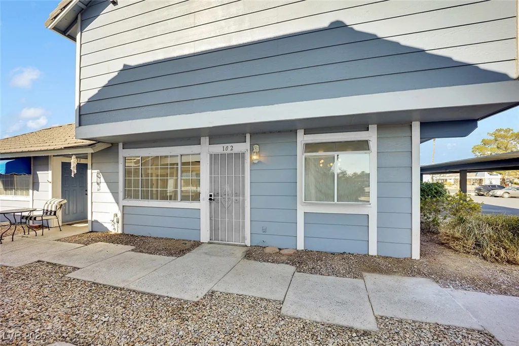 5841 Medallion, Las Vegas, NV 89122