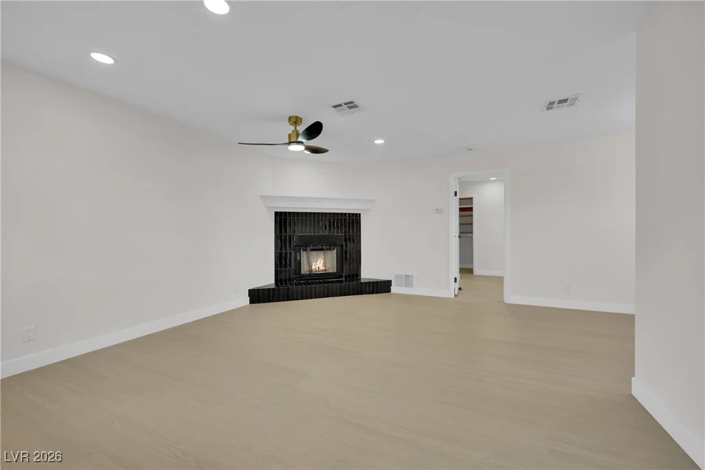5841 Medallion, Las Vegas, NV 89122
