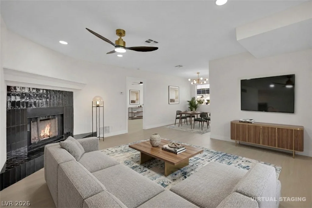 5841 Medallion, Las Vegas, NV 89122