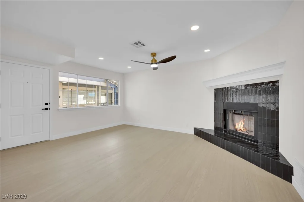 5841 Medallion, Las Vegas, NV 89122
